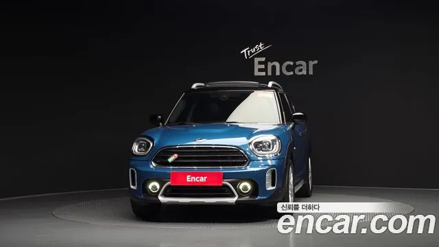MINI Countryman 2021 thumb 2