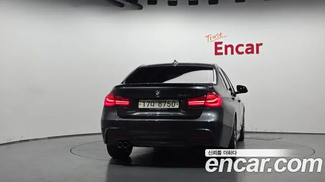 BMW 3-Series 2017 thumb 4
