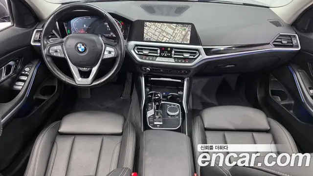 BMW 3-Series 2022 thumb 6