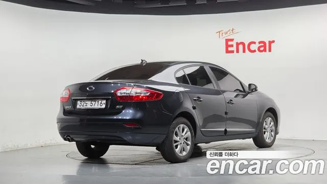 Renault-KoreaSamsung Fluence 2015 thumb 2