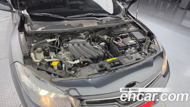 Renault-KoreaSamsung Fluence 2015 thumb 6