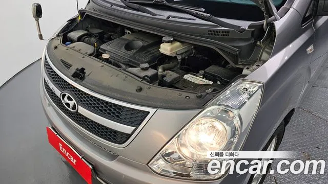 Hyundai Starex 2012 thumb 6
