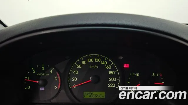 Hyundai Starex 2012 thumb 8