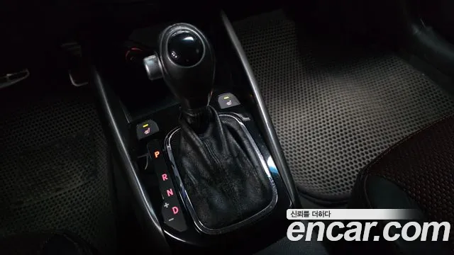 Kia Carens 2011 thumb 9