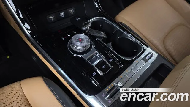 Kia Carnival 2023 thumb 9