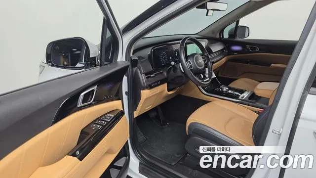 Kia Carnival 2023 thumb 10