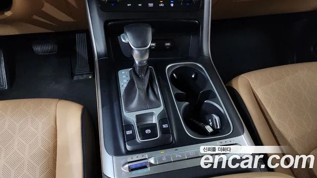 Kia Carnival 2022 thumb 9