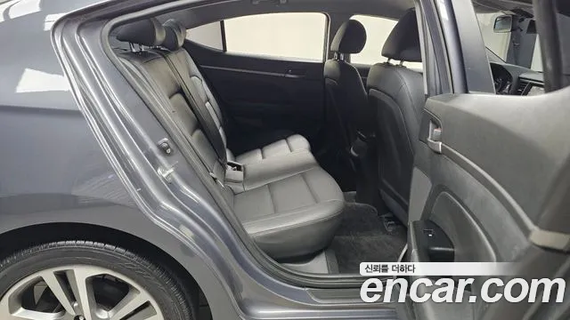Hyundai Avante 2018 thumb 11