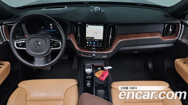 Volvo XC60 2024 thumb 12
