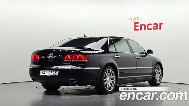 Volkswagen Phaeton 2011 thumb 2