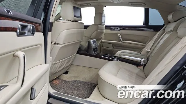 Volkswagen Phaeton 2011 thumb 12