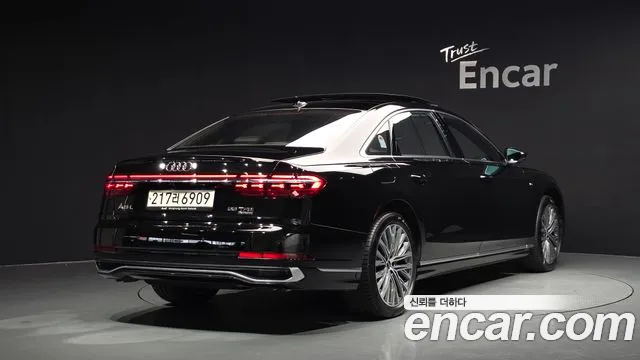 Audi A8 2023 thumb 2