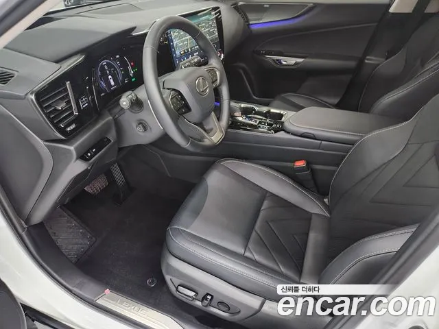 Lexus NX 2026 thumb 10