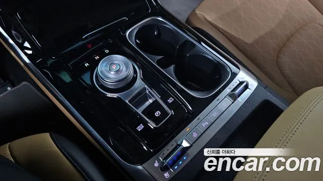 Kia Carnival 2023 thumb 9
