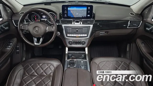Mercedes-Benz GLS 2017 thumb 7