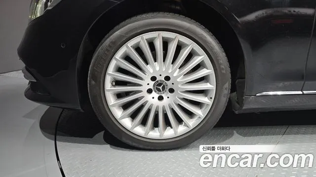 Mercedes-Benz S-Класс 2020 thumb 5