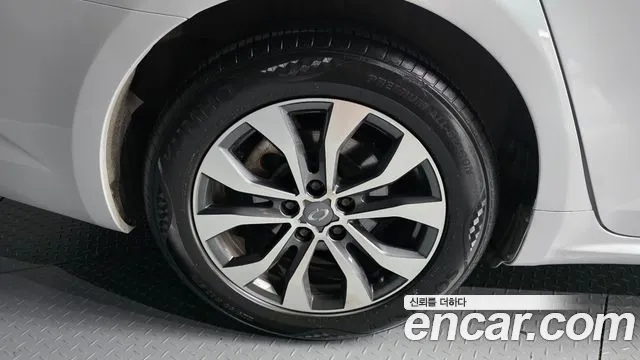 Renault-KoreaSamsung Megane 2022 thumb 5