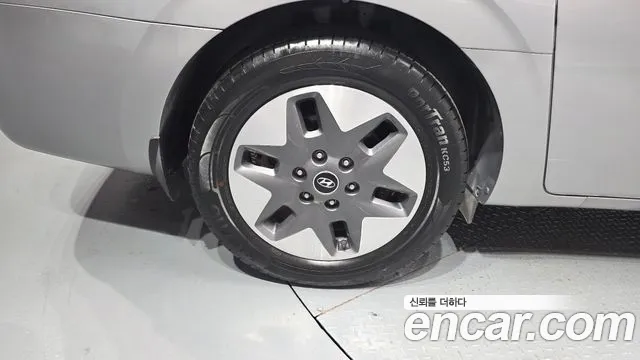 Hyundai Staria 2021 thumb 5