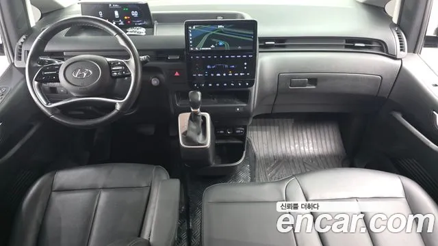 Hyundai Staria 2021 thumb 7