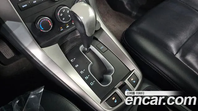 ChevroletGMDaewoo Captiva 2013 thumb 9