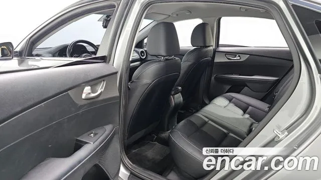 Kia K3 2018 thumb 12