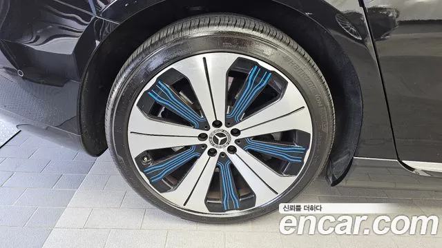 Mercedes-Benz EQS 2023 thumb 5