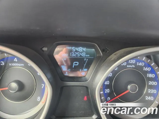 Hyundai Avante 2012 thumb 6