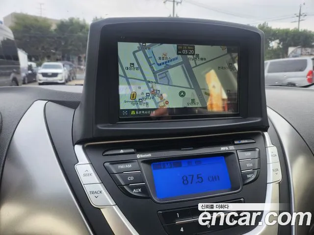 Hyundai Avante 2012 thumb 7