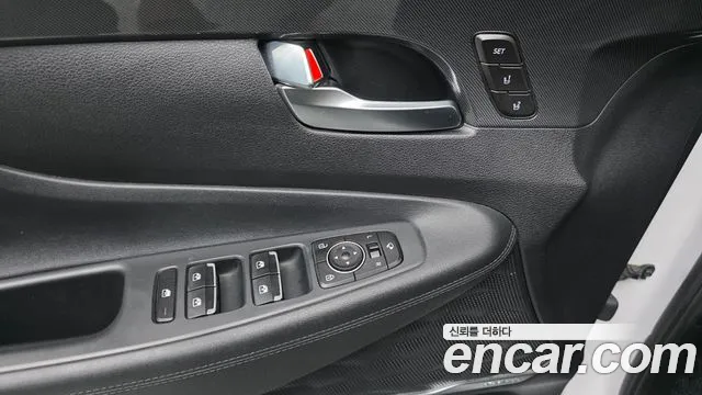 Hyundai Santa Fe 2021 thumb 11