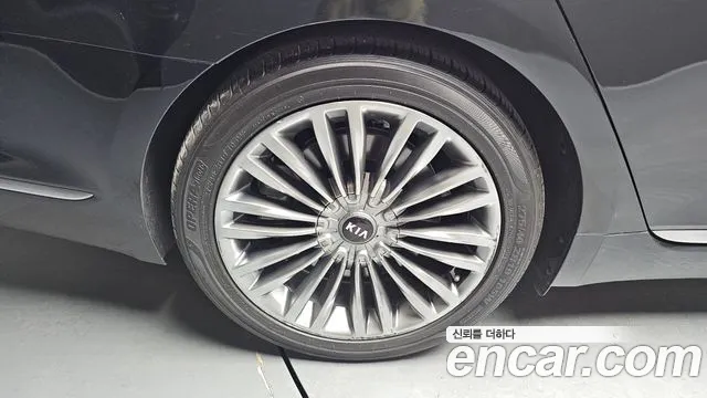 Kia K9 2018 thumb 5