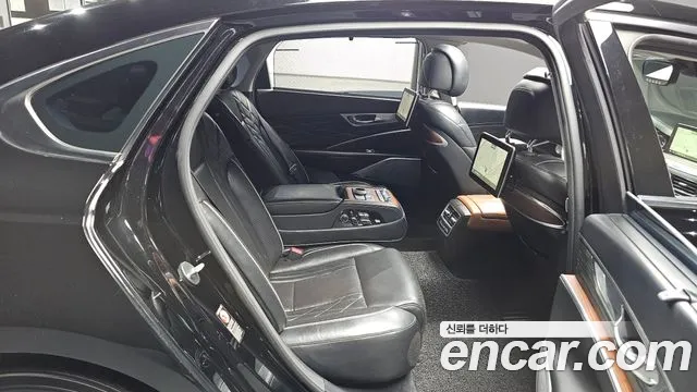 Kia K9 2018 thumb 11