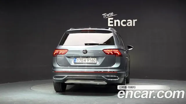 Volkswagen Tiguan 2022 thumb 4