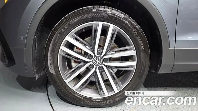 Volkswagen Tiguan 2022 thumb 5