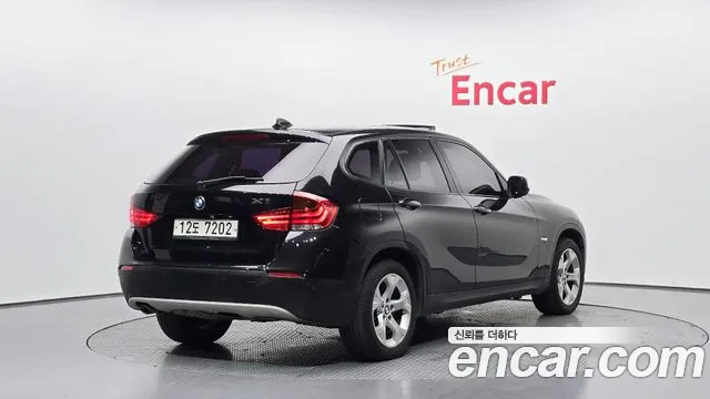 BMW X1 2010 thumb 2