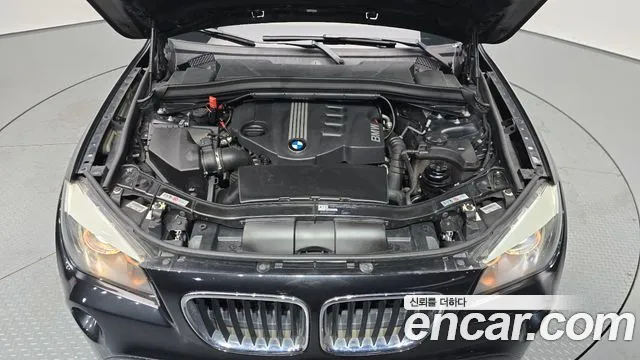 BMW X1 2010 thumb 6