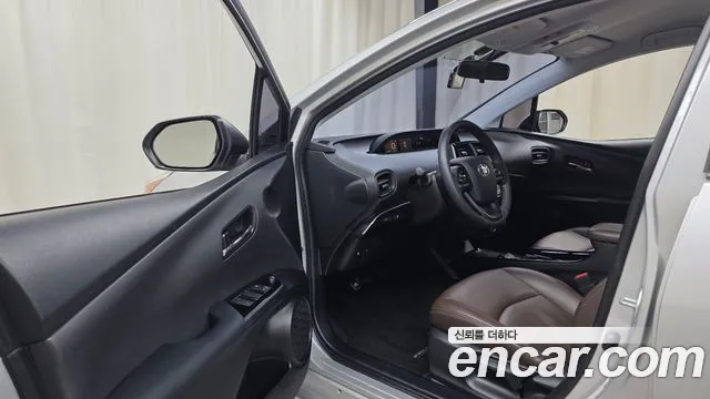Toyota Prius 2019 thumb 9