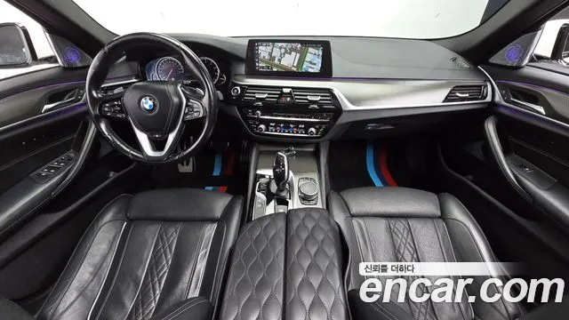 BMW 5-Series 2017 thumb 7