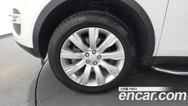 Land Rover Discovery Sport 2016 thumb 5