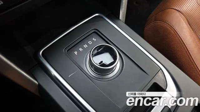 Land Rover Discovery Sport 2016 thumb 9