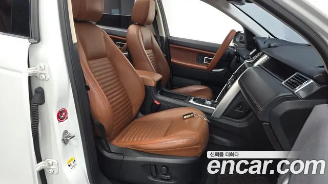 Land Rover Discovery Sport 2016 thumb 11