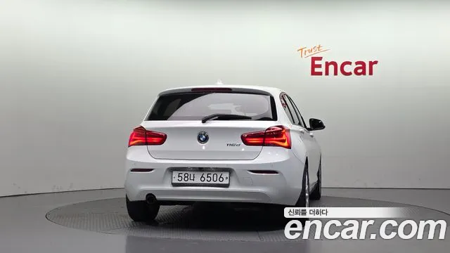 BMW 1-Series 2017 thumb 4