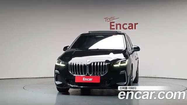 BMW 2-Series 2023 thumb 2