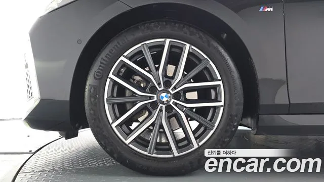 BMW 2-Series 2023 thumb 4