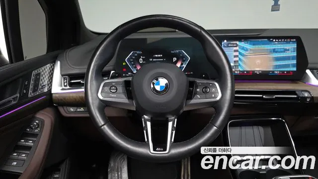 BMW 2-Series 2023 thumb 12