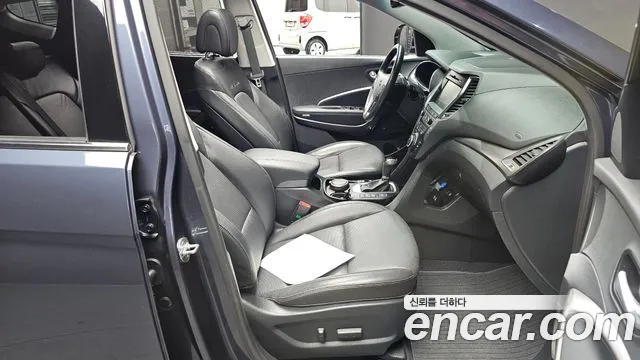 Hyundai Santa Fe 2015 thumb 10