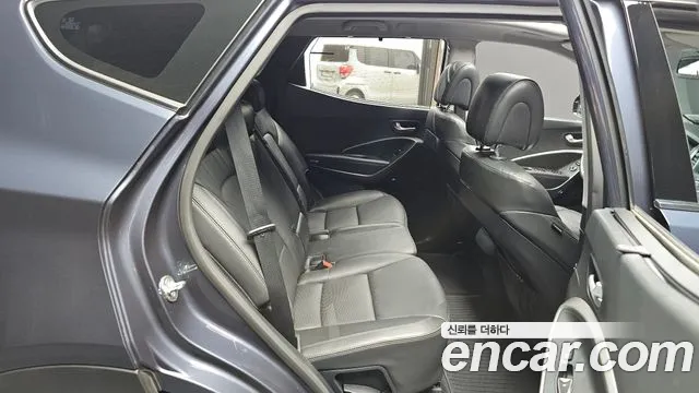 Hyundai Santa Fe 2015 thumb 11