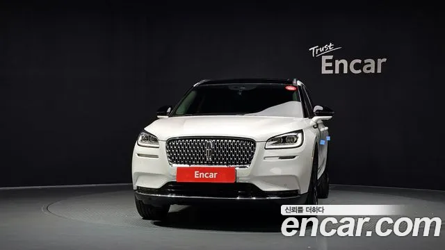 Lincoln Corsair 2021 thumb 3