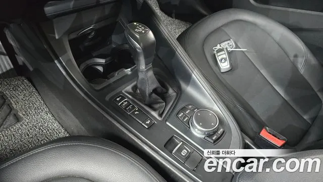 BMW X1 2016 thumb 8