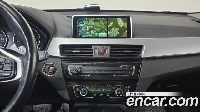 BMW X1 2016 thumb 12
