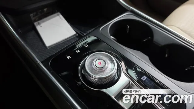 Kia Carnival 2024 thumb 9